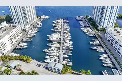 17301 Biscayne Boulevard #707, North Miami Beach, FL 33160 - Photo 58