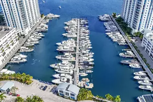 17301 Biscayne Blvd, North Miami Beach, FL 33160 - Photo 58