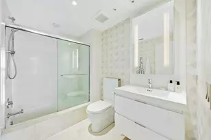 17301 Biscayne Blvd, North Miami Beach, FL 33160 - Photo 28