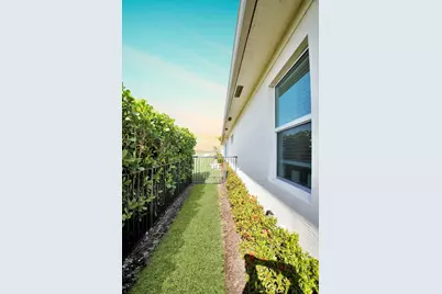 24031 SW Firenze Way, Port Saint Lucie, FL 34986 - Photo 36