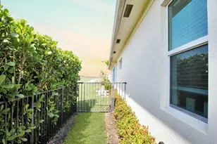 24031 SW Firenze Wy, Port Saint Lucie, FL 34986 - Photo 36