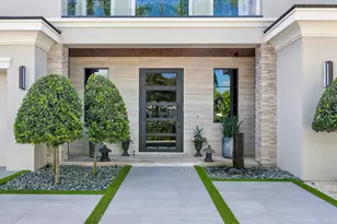 290 S Maya Palm Dr, Boca Raton, FL 33432 - Photo 8