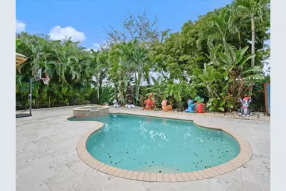 10596 Versailles Boulevard, Wellington, FL 33449 - Photo 40