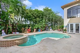 10596 Versailles Blvd, Wellington, FL 33449 - Photo 44