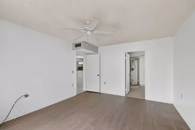 2461 Village Boulevard #101, West Palm Beach, FL 33409 - Photo 30