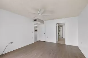 2461 Village Blvd, West Palm Beach, FL 33409 - Photo 30