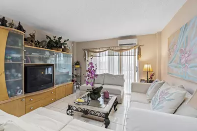 4174 Inverrary Drive #413, Lauderhill, FL 33319 - Photo 2