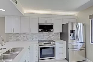 901 Seafarer Cir, Jupiter, FL 33477 - Photo 4