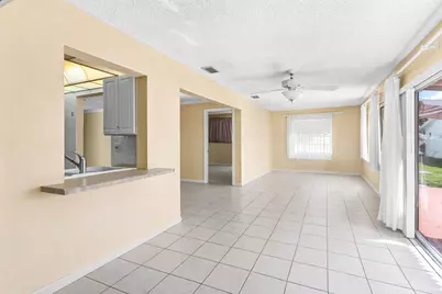 1802 SW 13th Avenue, Boynton Beach, FL 33426 - Photo 6
