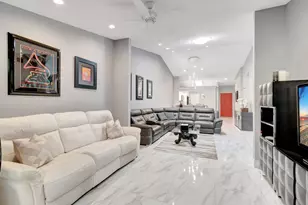 10927 Dolphin Palm Ct, Boynton Beach, FL 33437 - Photo 8