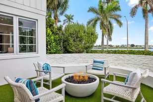 2745 S Flagler Dr, West Palm Beach, FL 33405 - Photo 2