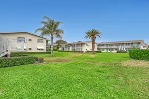 680 Horizons W, Boynton Beach, FL 33435 - Photo 4