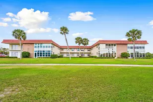 65 Woodland Dr, Vero Beach, FL 32962 - Photo 1
