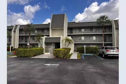 4070 Tivoli Court #202, Lake Worth, FL 33467 - Photo 2