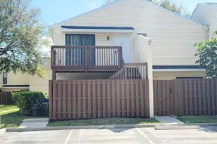 631 Executive Center Dr, West Palm Beach, FL 33401 - Photo 2