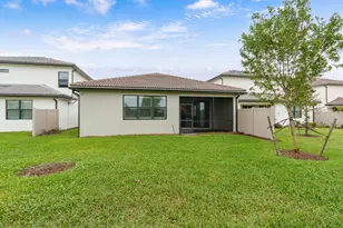 8202 Cadre Noir Rd, Lake Worth, FL 33467 - Photo 24