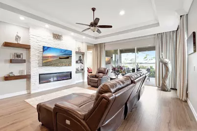 7715 Maywood Crest Drive, Palm Beach Gardens, FL 33412 - Photo 8