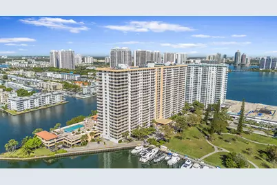 290 174th Street #1111, North Miami Beach, FL 33160 - Photo 1