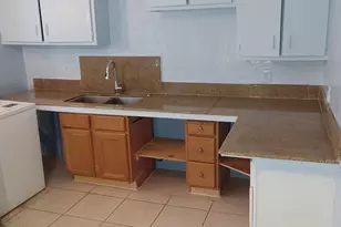 704 S 17th St, Fort Pierce, FL 34950 - Photo 2