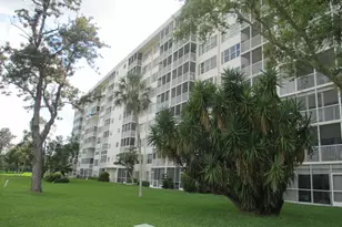 3300 N Palm Aire Dr, Pompano Beach, FL 33069 - Photo 4