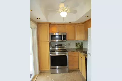 3300 N Palm Aire Drive #306, Pompano Beach, FL 33069 - Photo 8