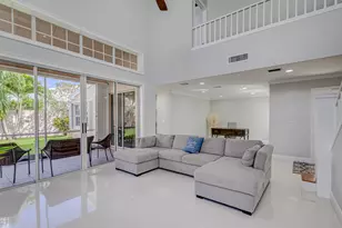 17 Selby Ln, Palm Beach Gardens, FL 33418 - Photo 14