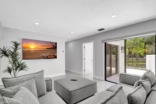 355 Prestwick Cir, Palm Beach Gardens, FL 33418 - Photo 12