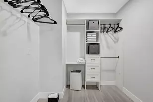 355 Prestwick Cir, Palm Beach Gardens, FL 33418 - Photo 30