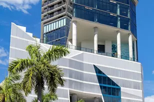 398 NE 5th St, Miami, FL 33132 - Photo 2