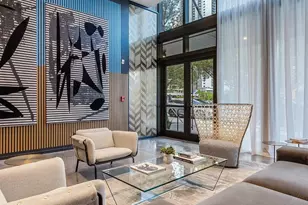 398 NE 5th St, Miami, FL 33132 - Photo 6