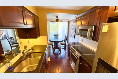 102 Half Moon Circle #F2, Hypoluxo, FL 33462 - Photo 2