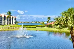 102 Half Moon Cir, Hypoluxo, FL 33462 - Photo 16