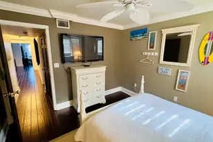 102 Half Moon Cir, Hypoluxo, FL 33462 - Photo 24