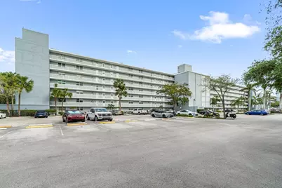 5700 NW 2nd Avenue #401, Boca Raton, FL 33487 - Photo 4