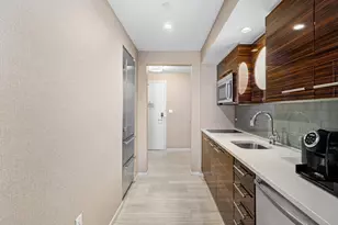 551 N Fort Lauderdale Beach Blvd, Fort Lauderdale, FL 33304 - Photo 10