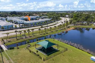 341 SE Halifax Ln, Stuart, FL 34994 - Photo 36