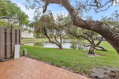 4718 NW 82nd Avenue #1706, Lauderhill, FL 33351 - Photo 32