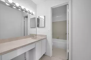 4718 NW 82nd Ave, Lauderhill, FL 33351 - Photo 26