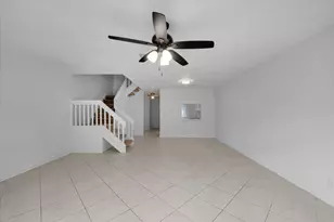 4718 NW 82nd Ave, Lauderhill, FL 33351 - Photo 10