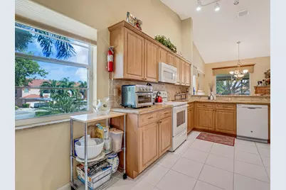 9805 Shadybrook 201 Drive #201, Boynton Beach, FL 33437 - Photo 24