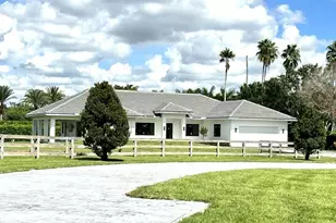 3585 Aiken Ct, Wellington, FL 33414 - Photo 4