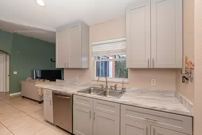 557 SW Baoy Avenue, Port Saint Lucie, FL 34953 - Photo 12