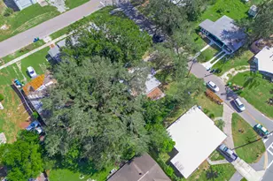 657 Ave C SW, Winter Haven, FL 33880 - Photo 4