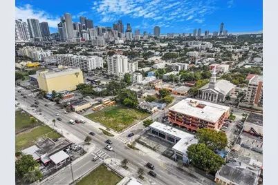 29 SW 9th Avenue, Miami, FL 33130 - Photo 4