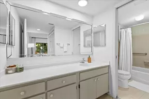 11863 Wimbledon Cir, Wellington, FL 33414 - Photo 14