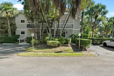 11863 Wimbledon Circle #446, Wellington, FL 33414 - Photo 2