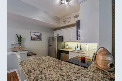 536 7th Square #103, Vero Beach, FL 32962 - Photo 14