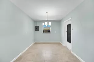 302 W Arbor Ave, Port Saint Lucie, FL 34952 - Photo 10