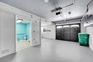 302 W Arbor Ave, Port Saint Lucie, FL 34952 - Photo 16