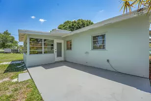 302 W Arbor Ave, Port Saint Lucie, FL 34952 - Photo 22